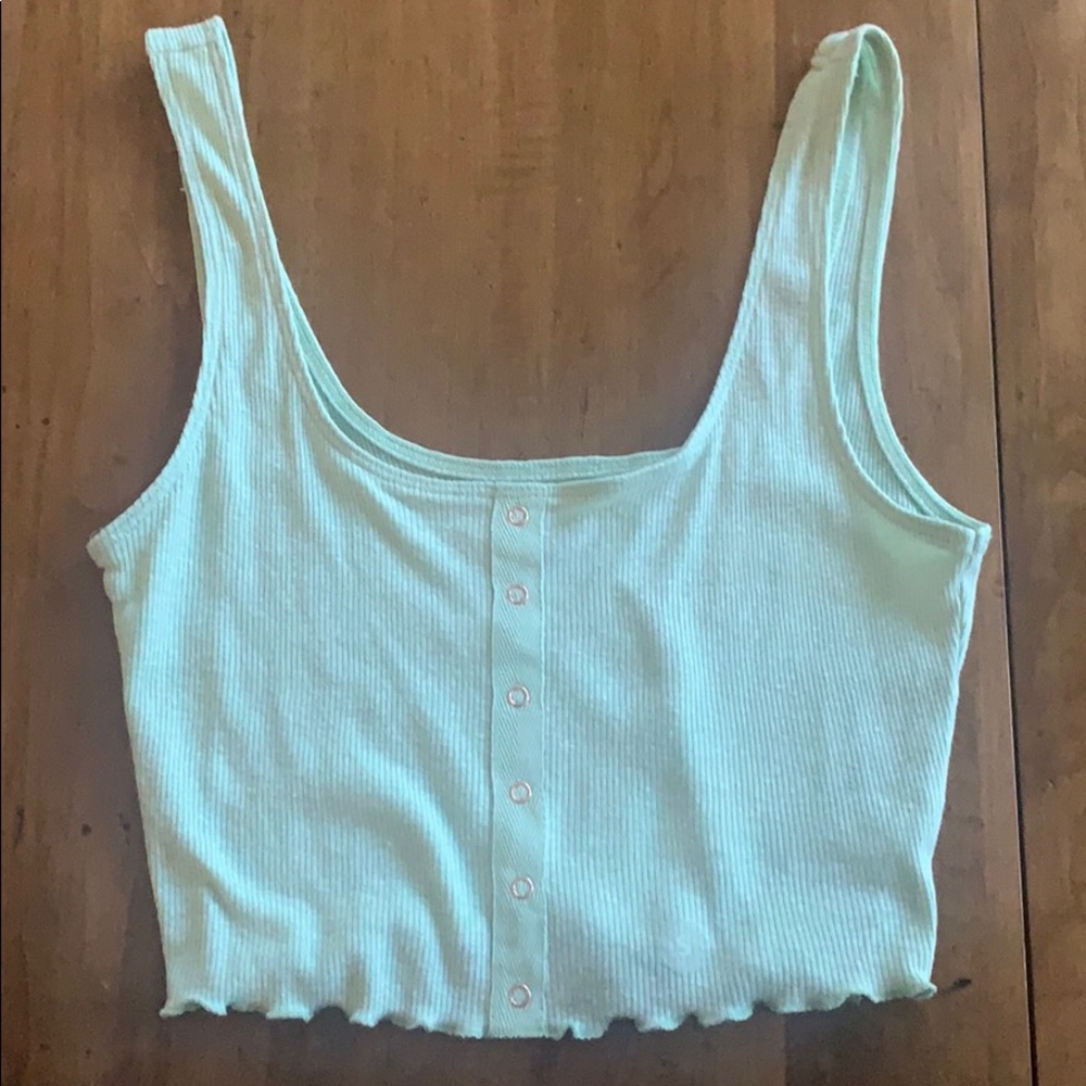 cropped tank top